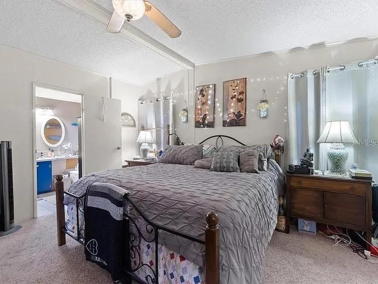 Image 23 of 45 For 121 Bermuda Way