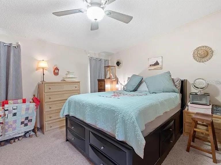 Image 27 of 45 For 121 Bermuda Way