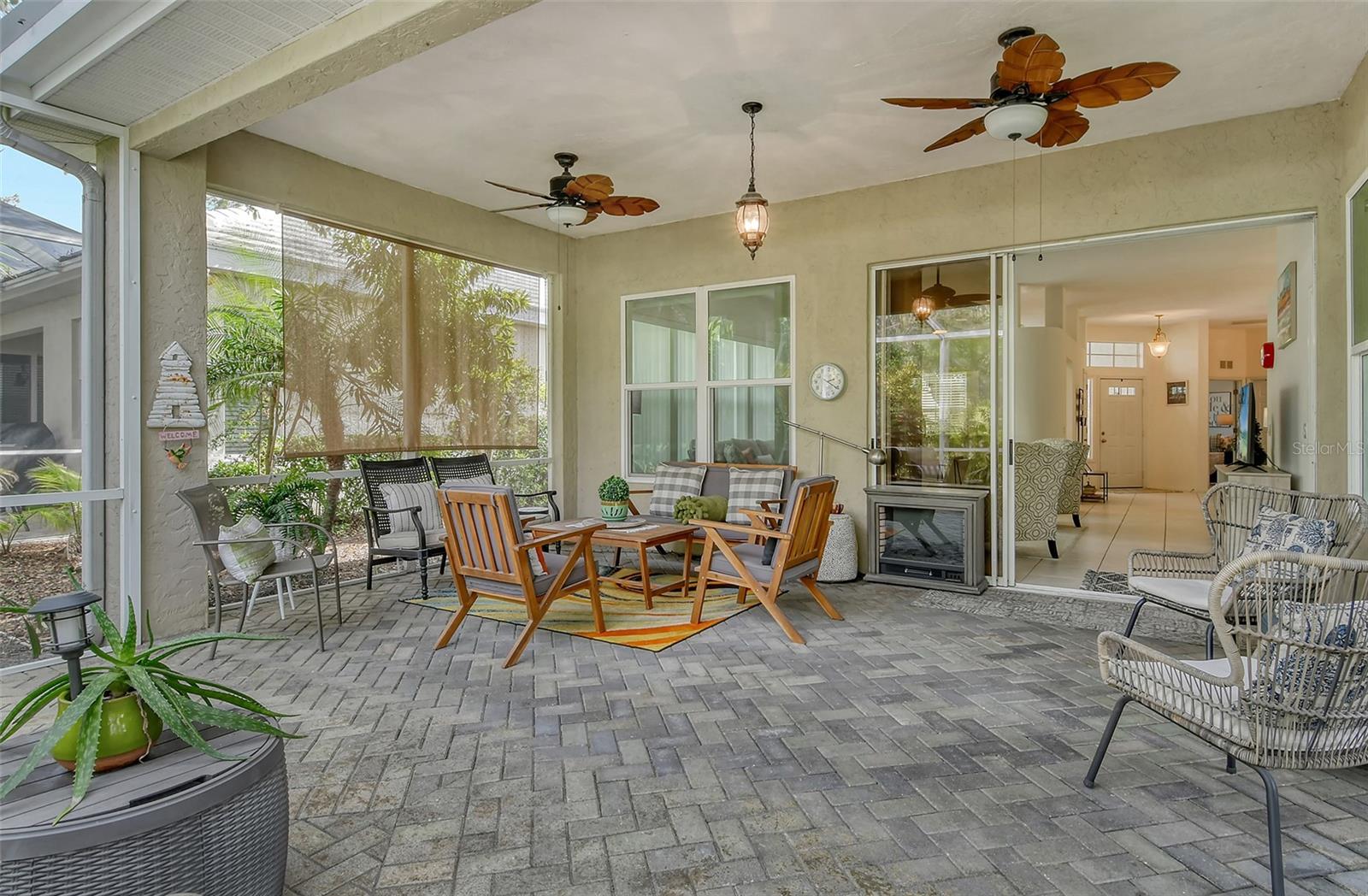 Image 22 of 64 For 560 Fallbrook Drive
