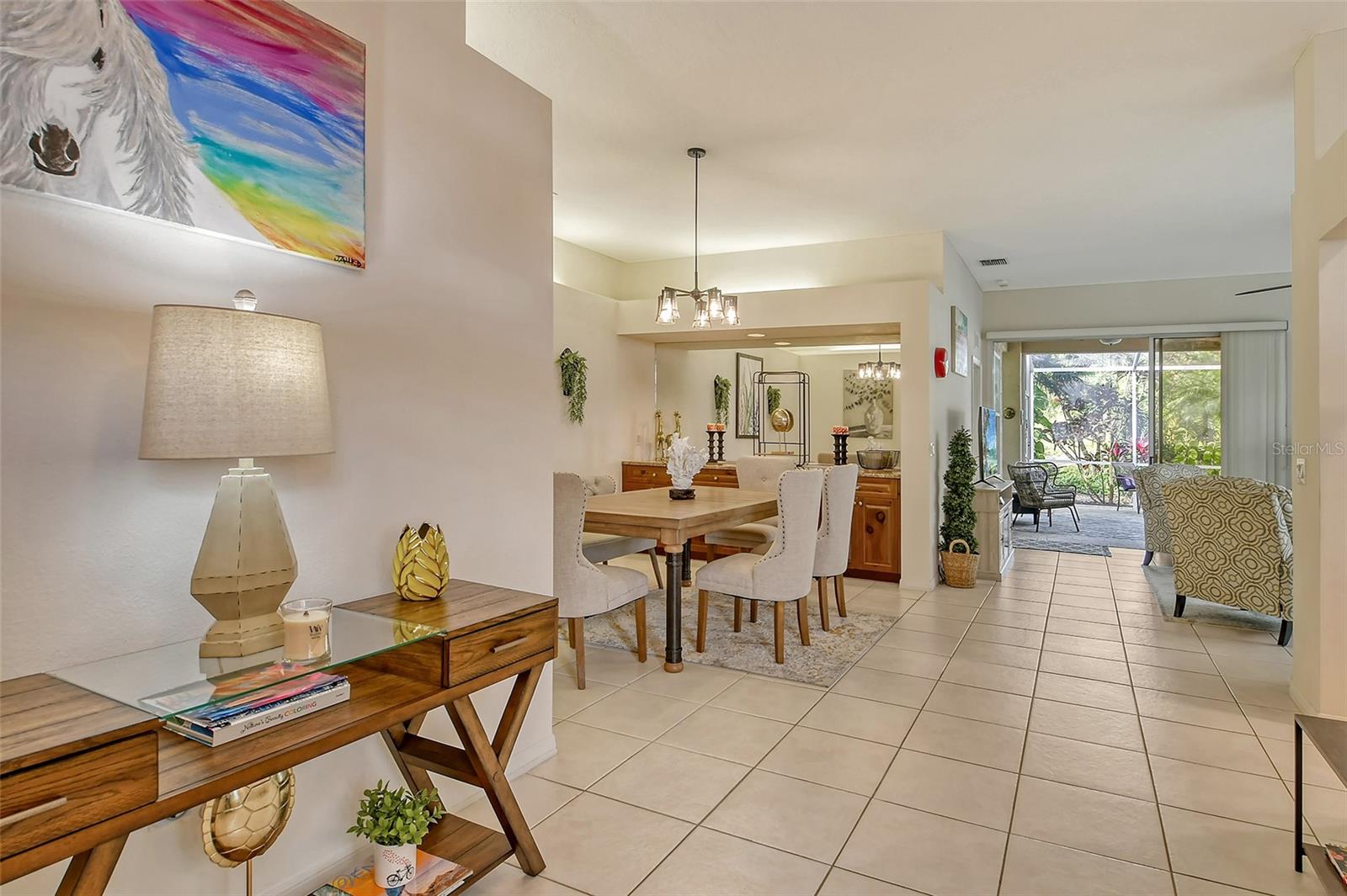 Image 7 of 64 For 560 Fallbrook Drive