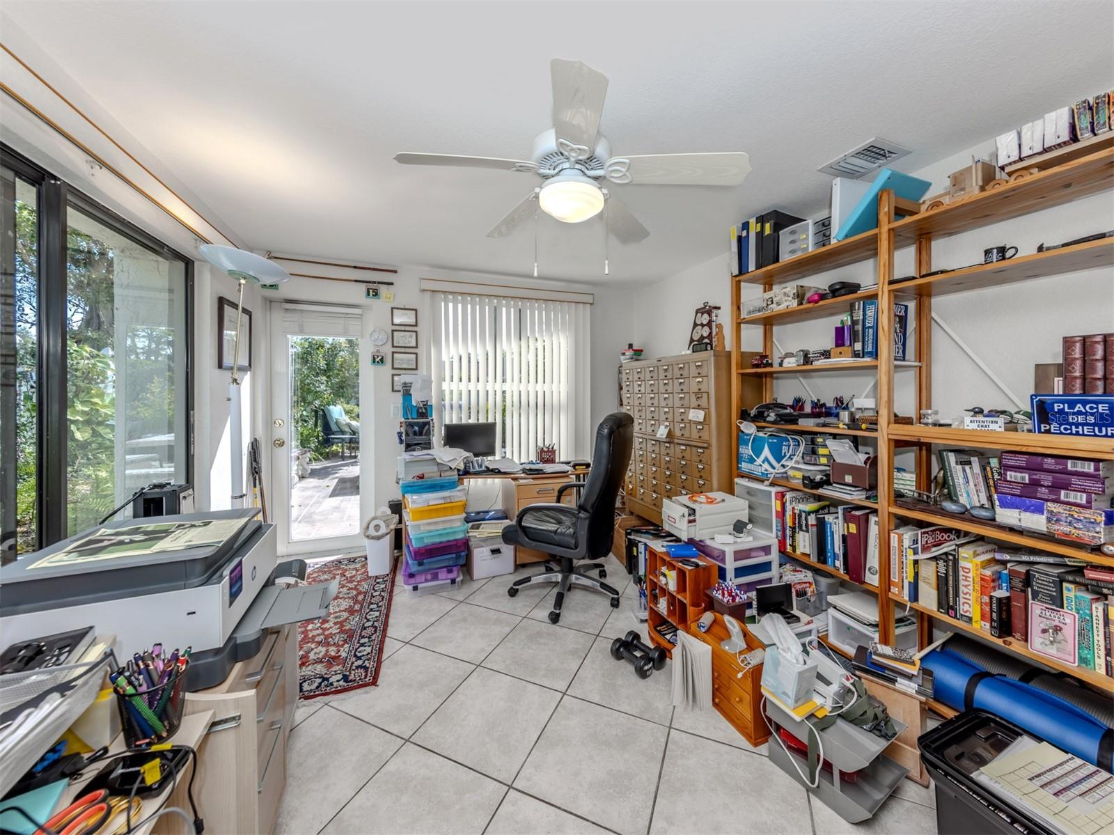 Image 18 of 74 For 104 Fiesole Street