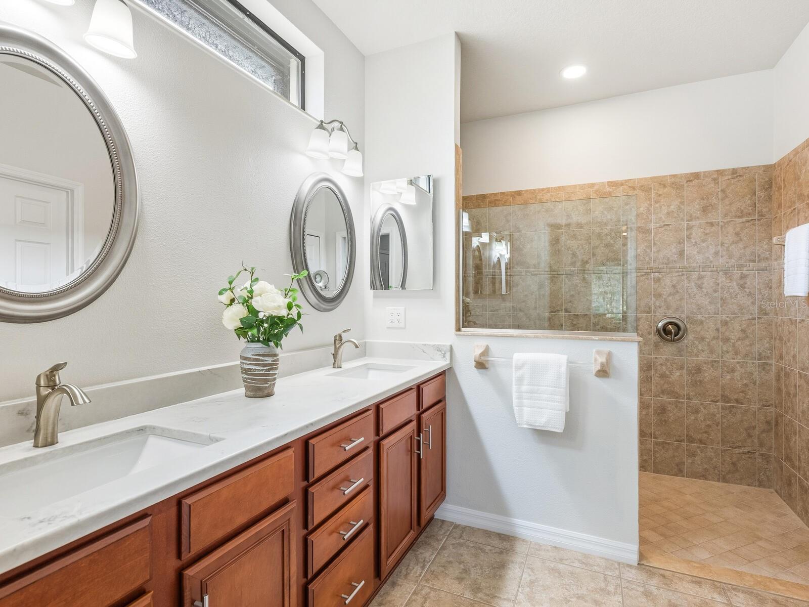 Image 21 of 40 For 20288 Pezzana Drive
