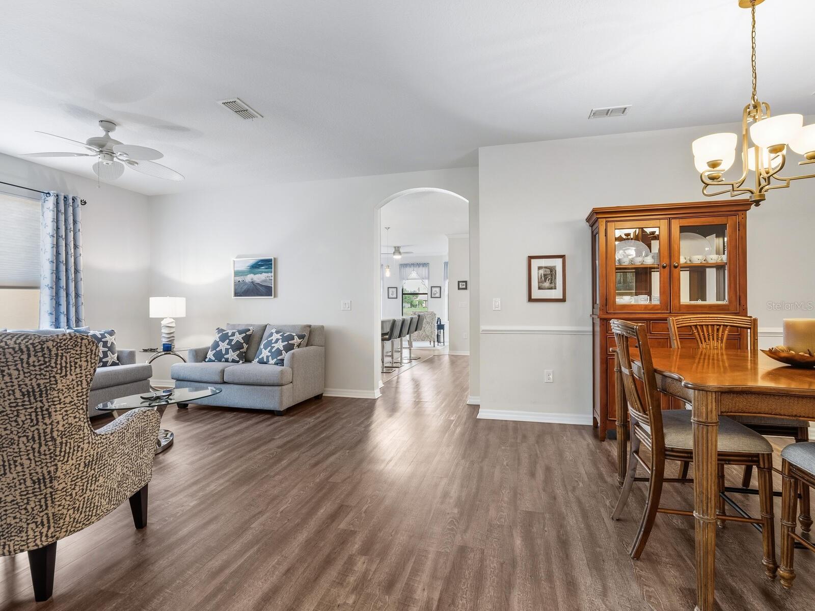 Image 4 of 40 For 20288 Pezzana Drive