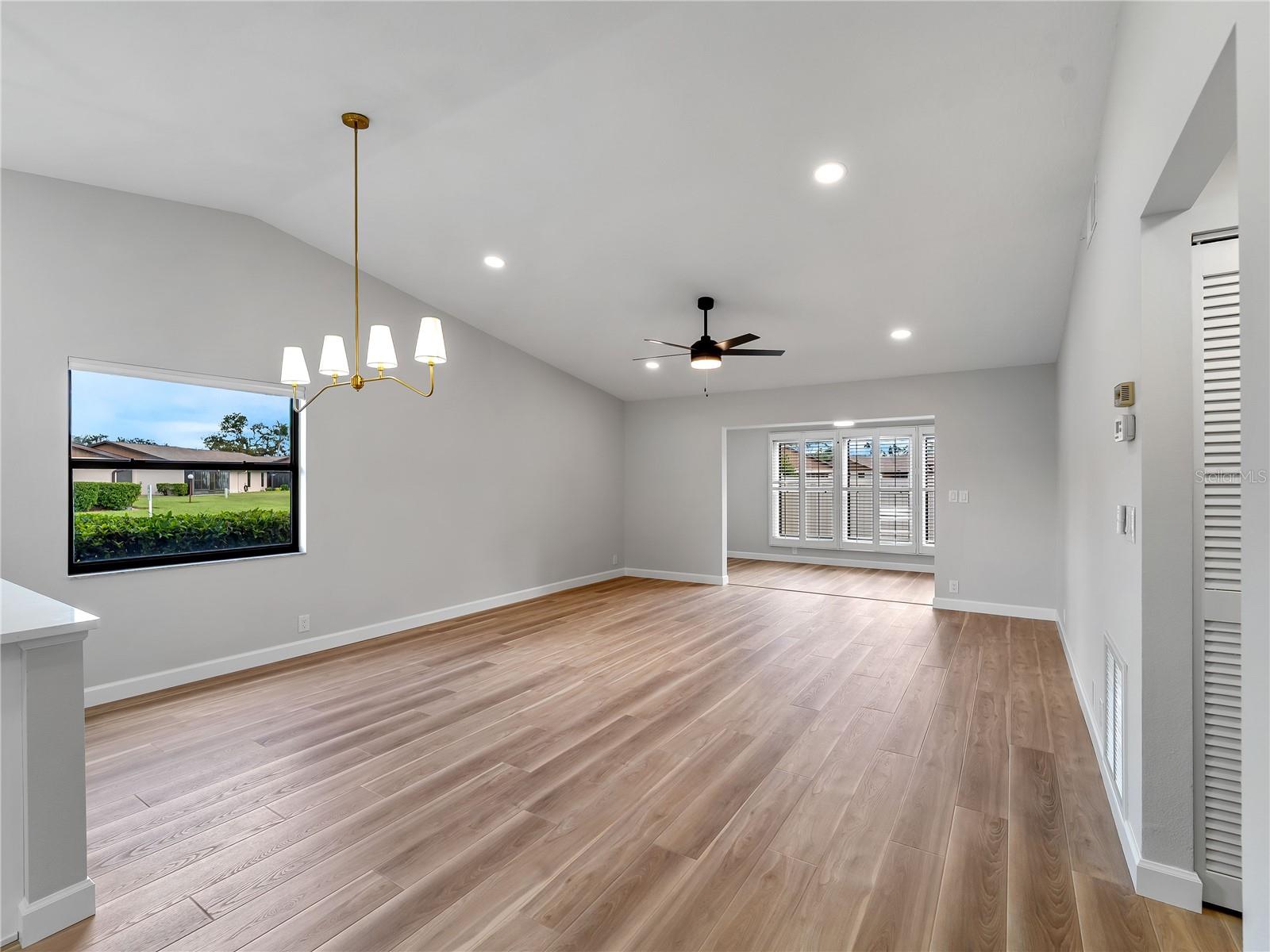 Image 10 of 48 For 1711 Curry Avenue 82