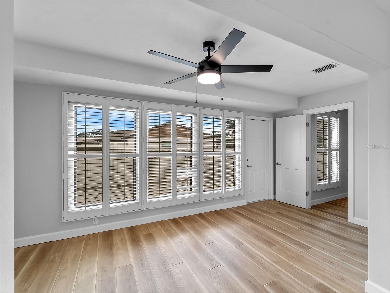 Image 13 of 48 For 1711 Curry Avenue 82