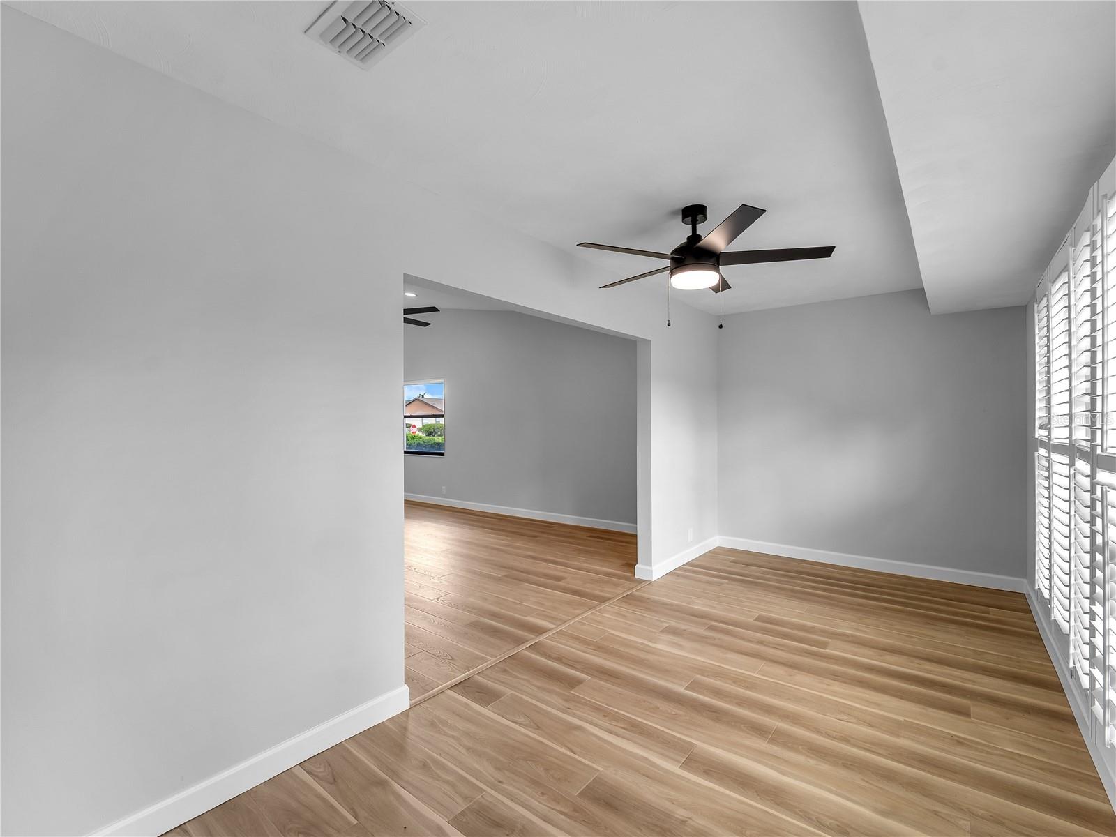 Image 15 of 48 For 1711 Curry Avenue 82