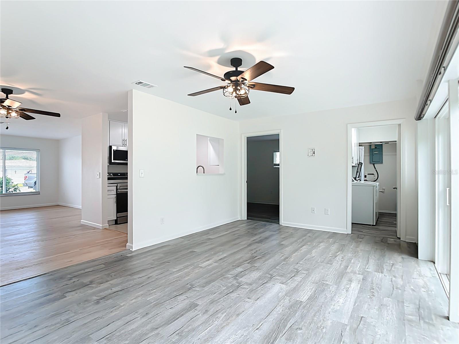 Image 18 of 61 For 564 Circlewood Drive Q5