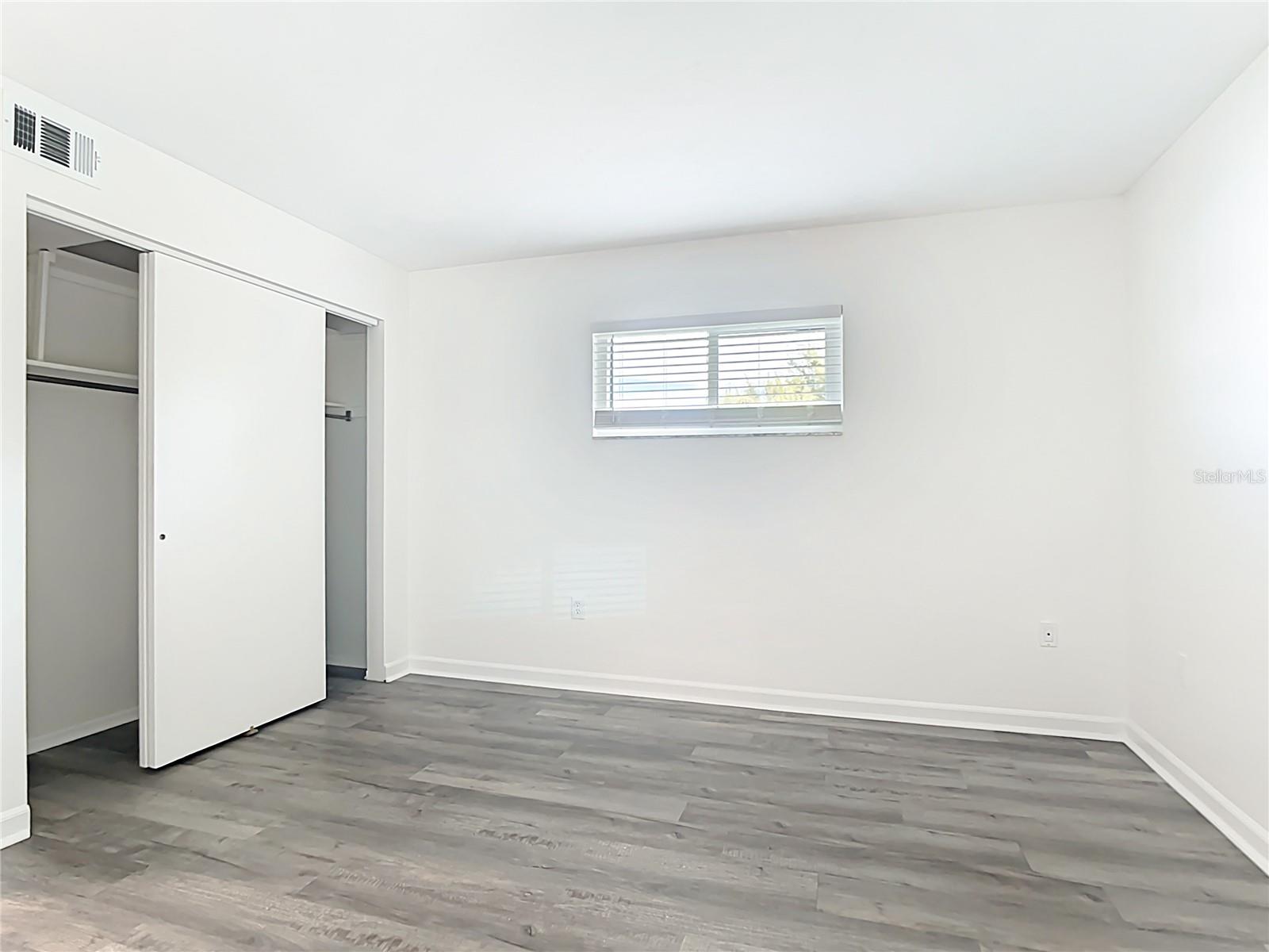 Image 23 of 61 For 564 Circlewood Drive Q5