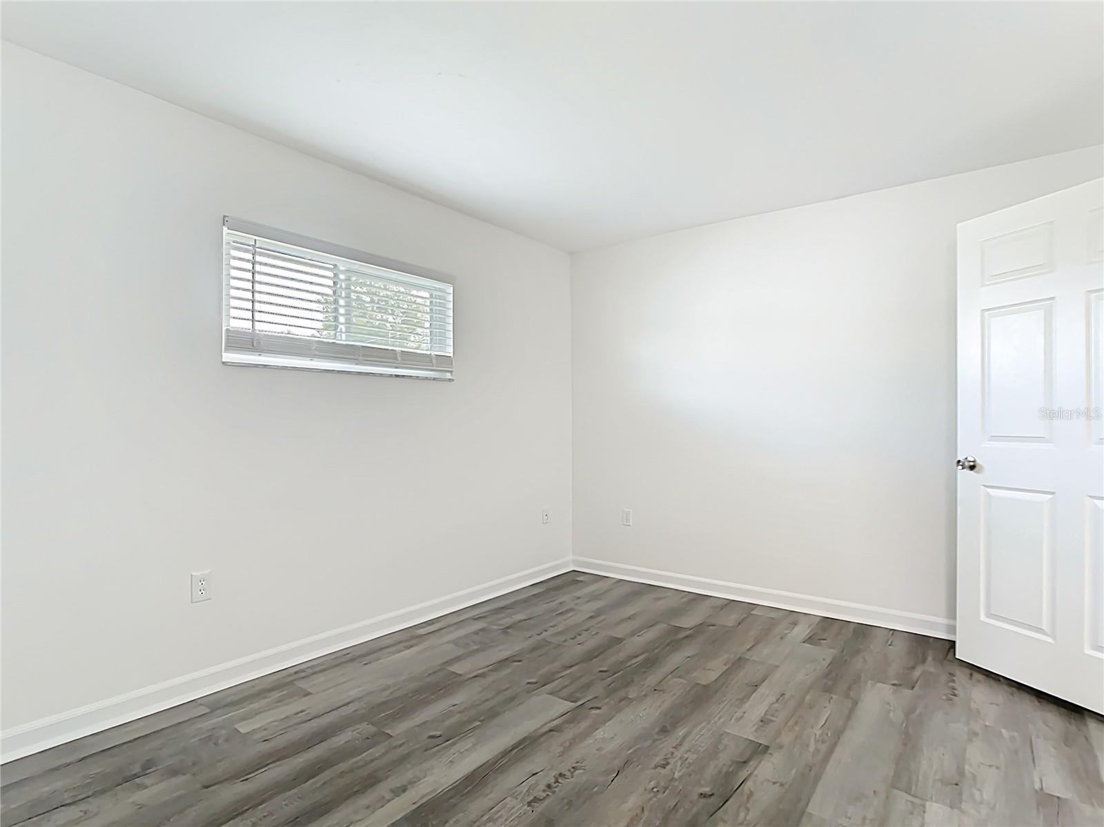 Image 25 of 61 For 564 Circlewood Drive Q5