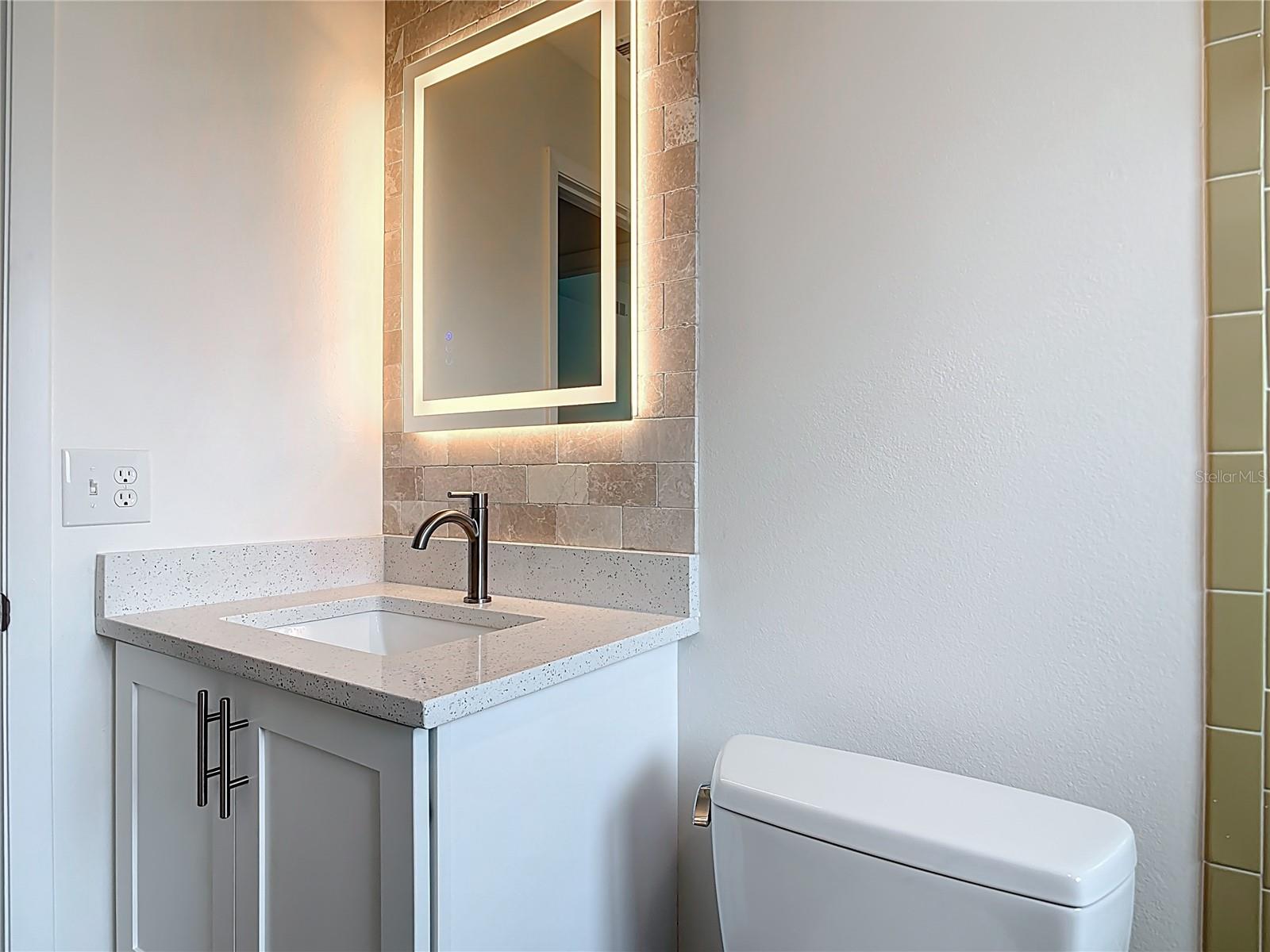 Image 47 of 61 For 564 Circlewood Drive Q5