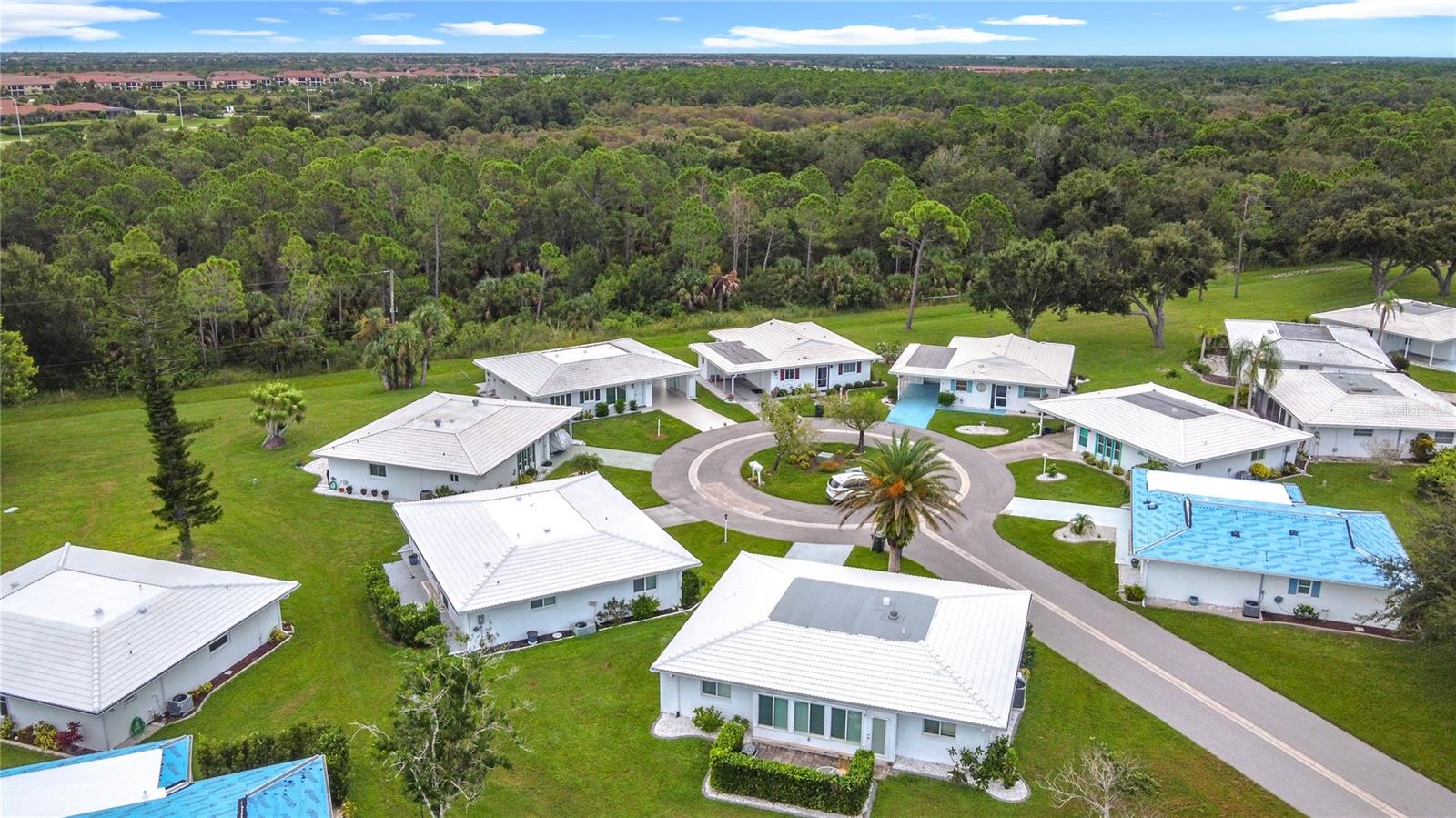 Image 7 of 61 For 564 Circlewood Drive Q5