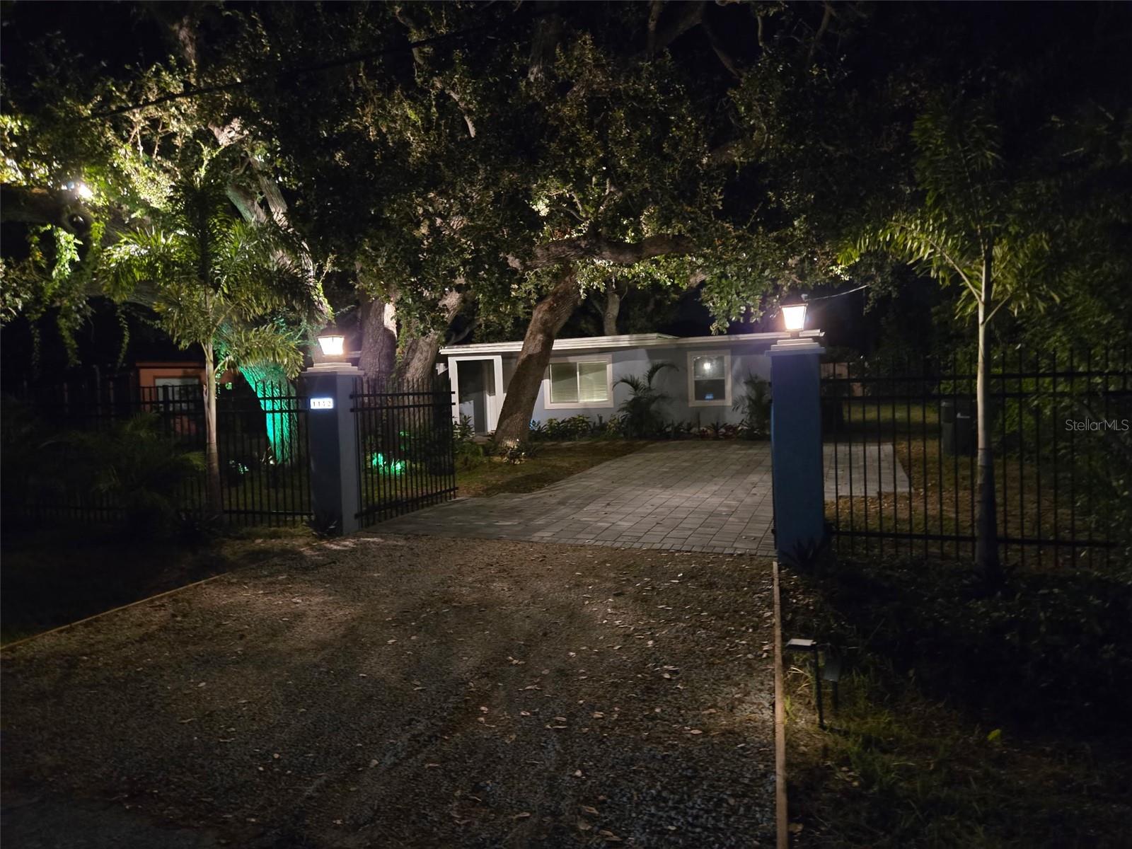 Image 9 of 21 For 1112 Sunset Avenue