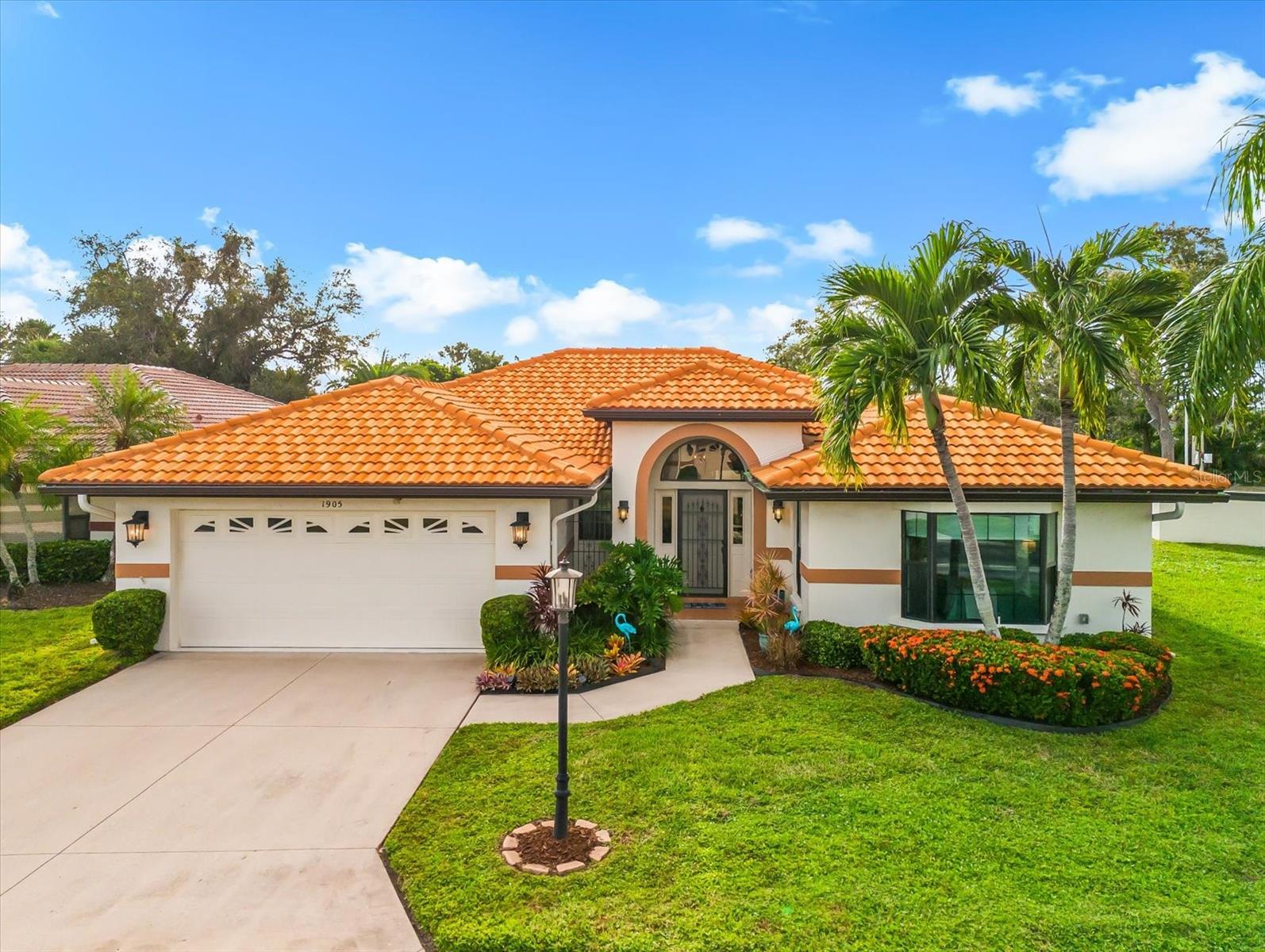 Details for 1905 Tradewinds Circle, VENICE, FL 34293