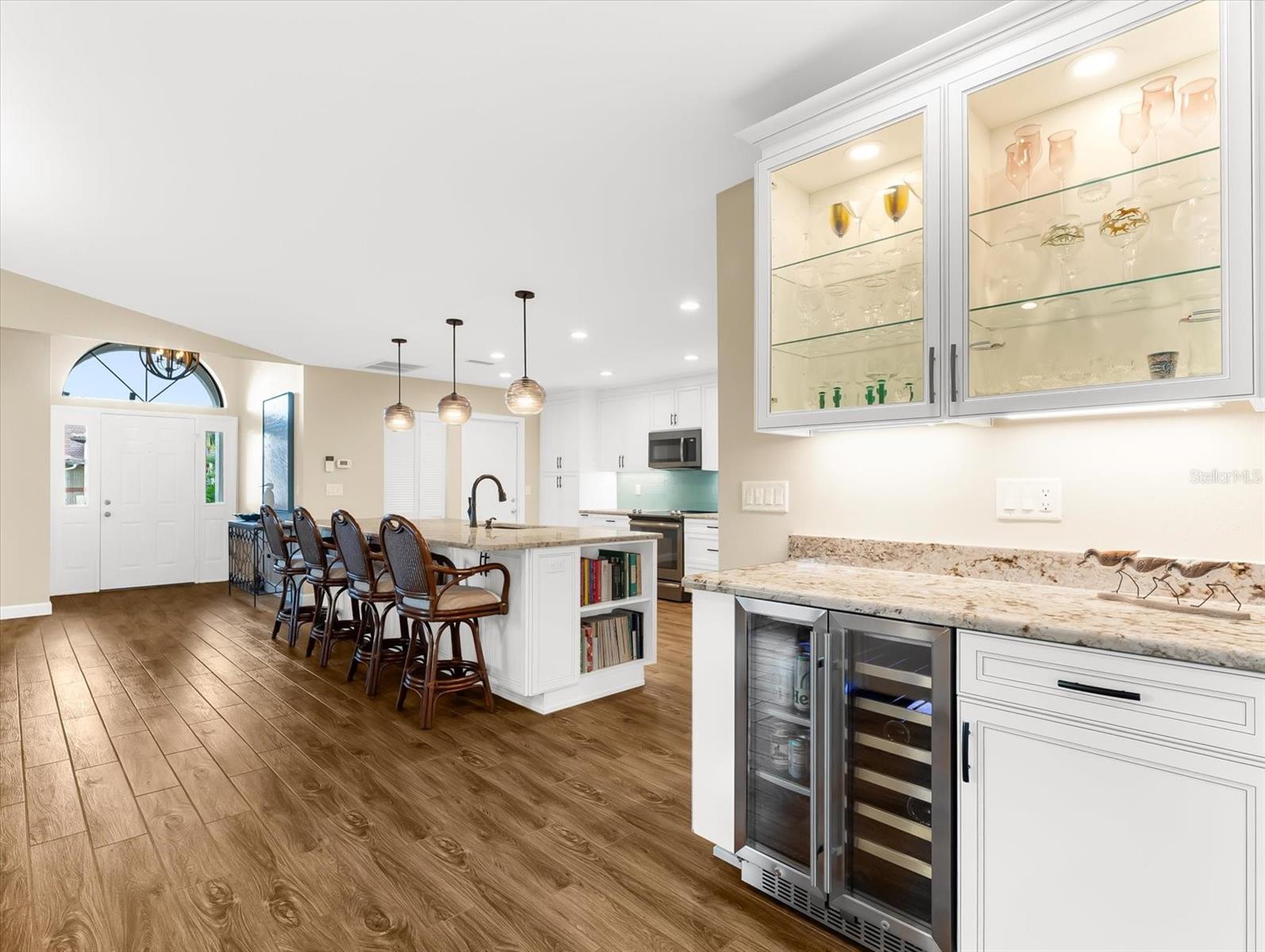 Image 18 of 67 For 1905 Tradewinds Circle