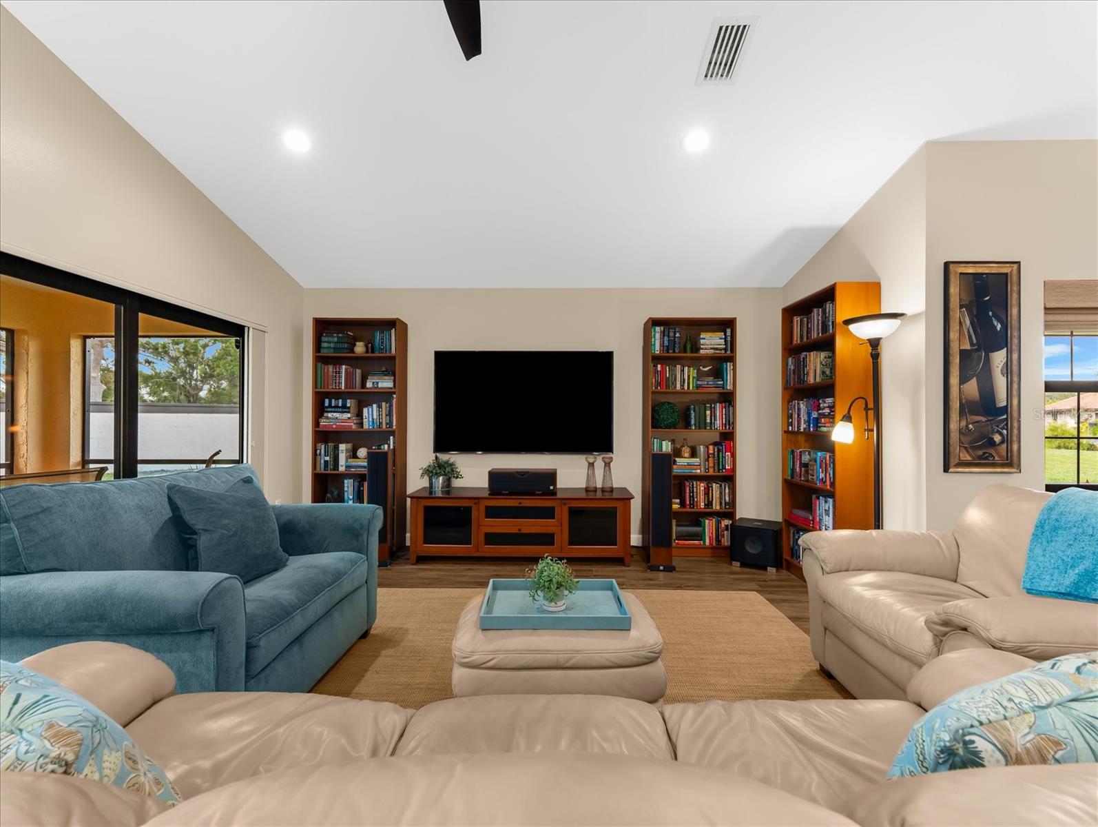 Image 31 of 67 For 1905 Tradewinds Circle