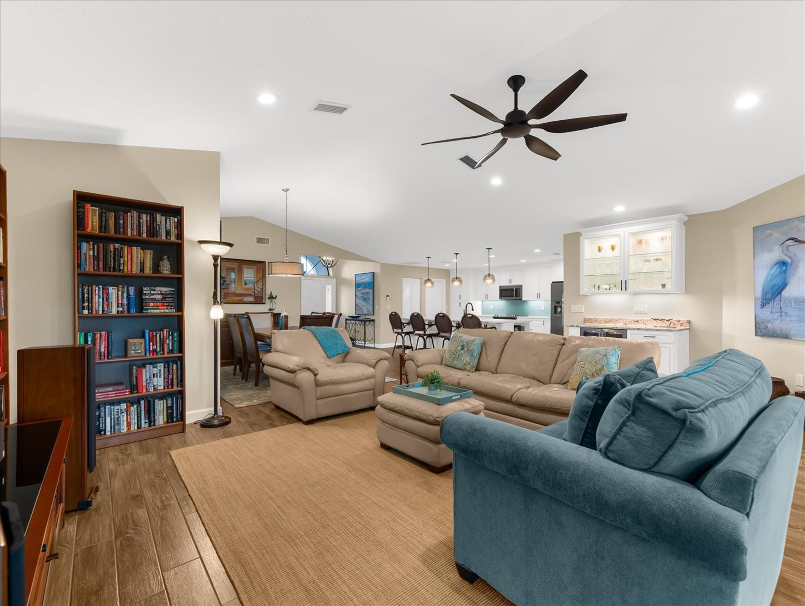 Image 32 of 67 For 1905 Tradewinds Circle