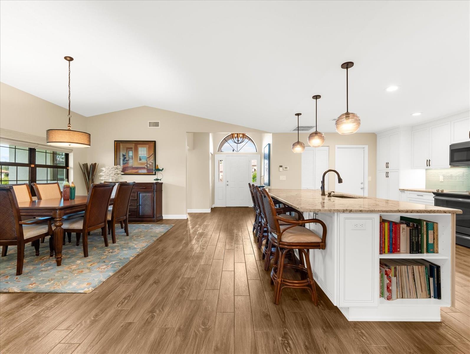 Image 7 of 67 For 1905 Tradewinds Circle