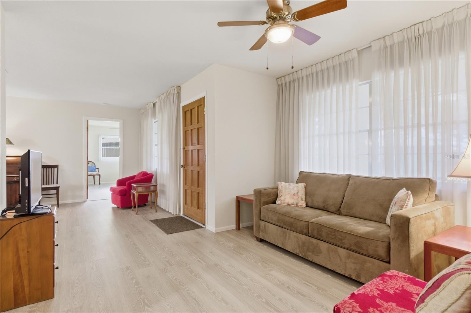 Image 12 of 51 For 430 Botticelli Drive 430
