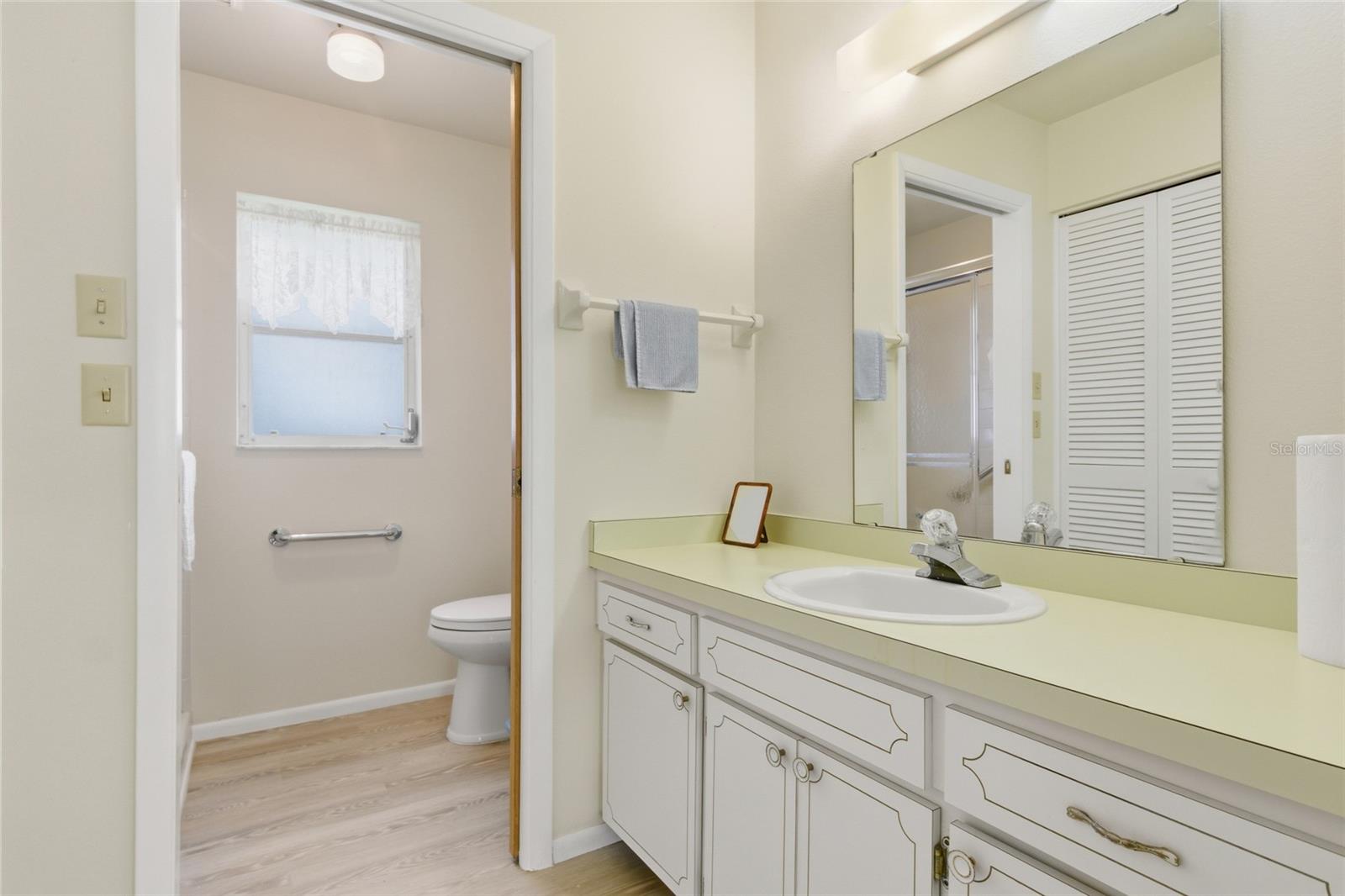 Image 27 of 51 For 430 Botticelli Drive 430