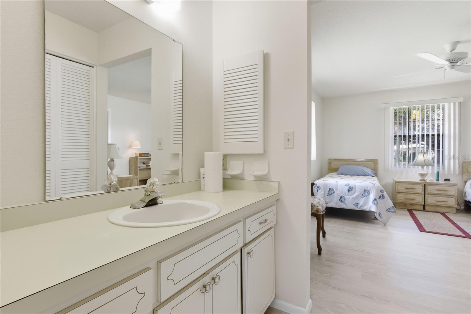 Image 29 of 51 For 430 Botticelli Drive 430