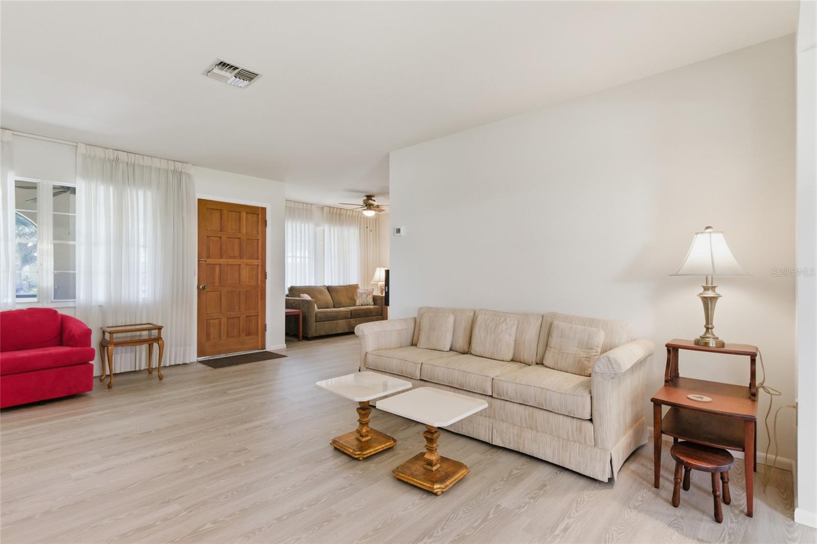 Image 8 of 51 For 430 Botticelli Drive 430