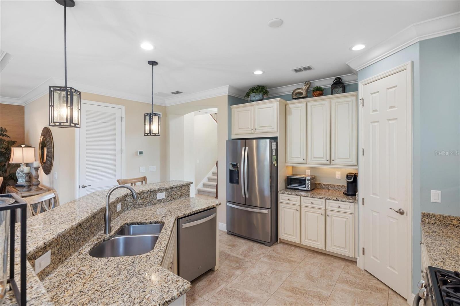 Image 11 of 75 For 1254 Cielo Court