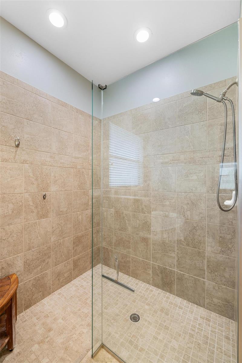 Image 23 of 75 For 1254 Cielo Court