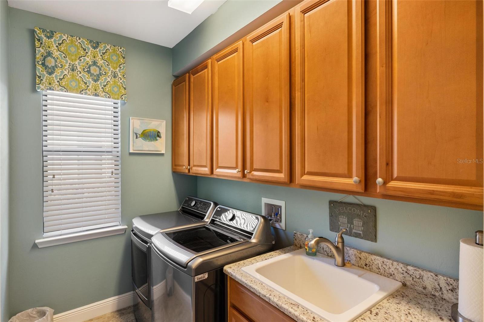 Image 42 of 75 For 1254 Cielo Court