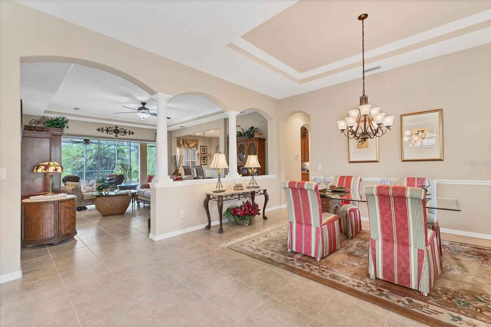 Image 12 of 86 For 5412 Royal Poinciana Way