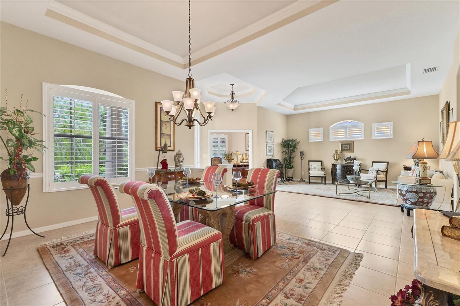 Image 14 of 86 For 5412 Royal Poinciana Way