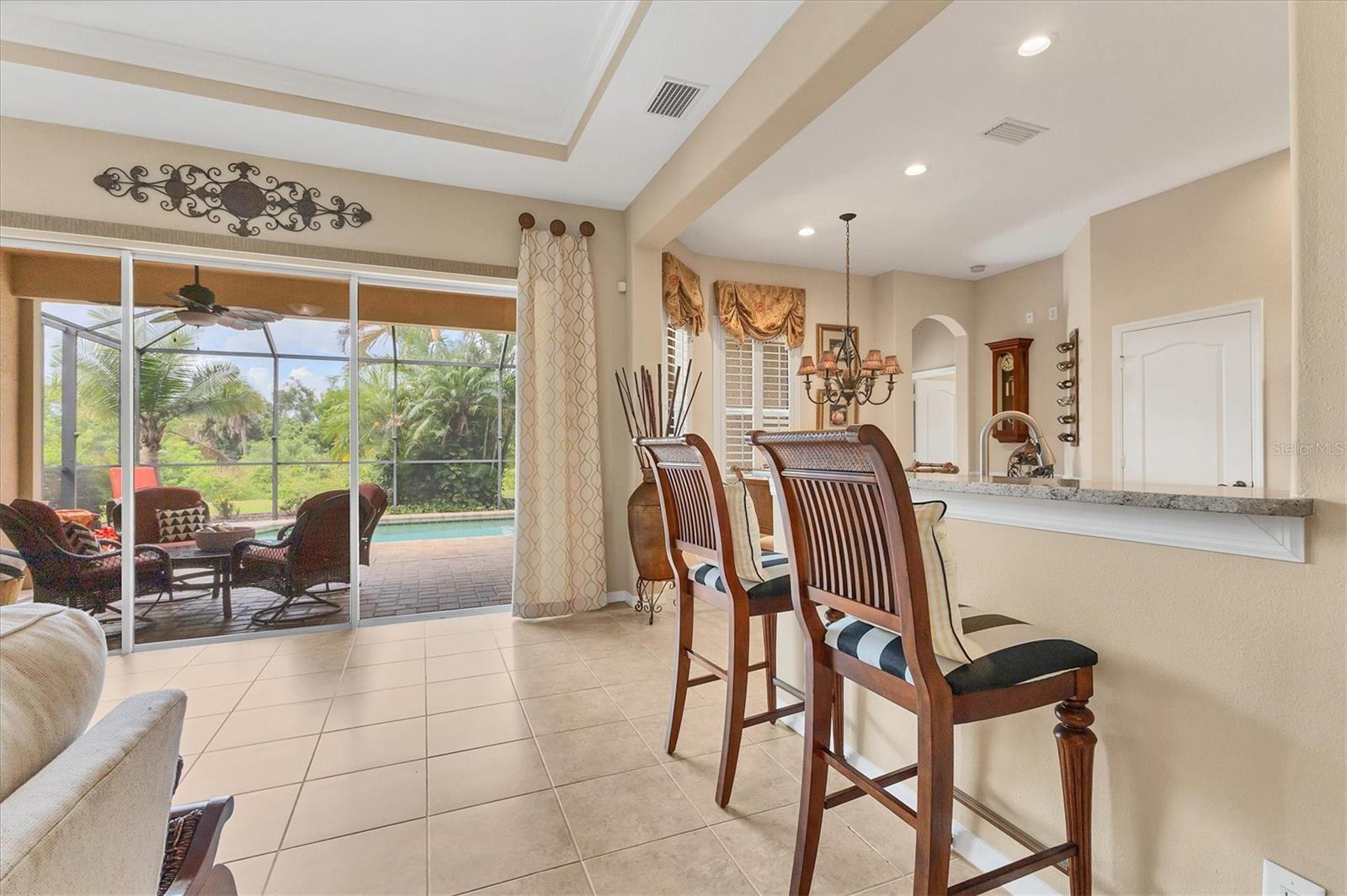 Image 20 of 86 For 5412 Royal Poinciana Way