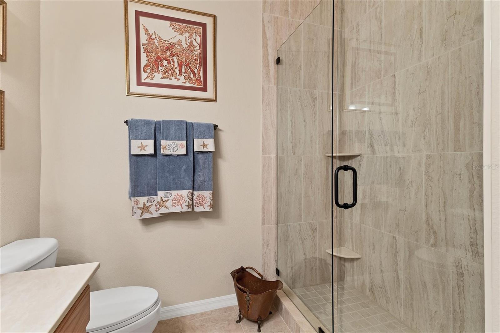 Image 34 of 86 For 5412 Royal Poinciana Way