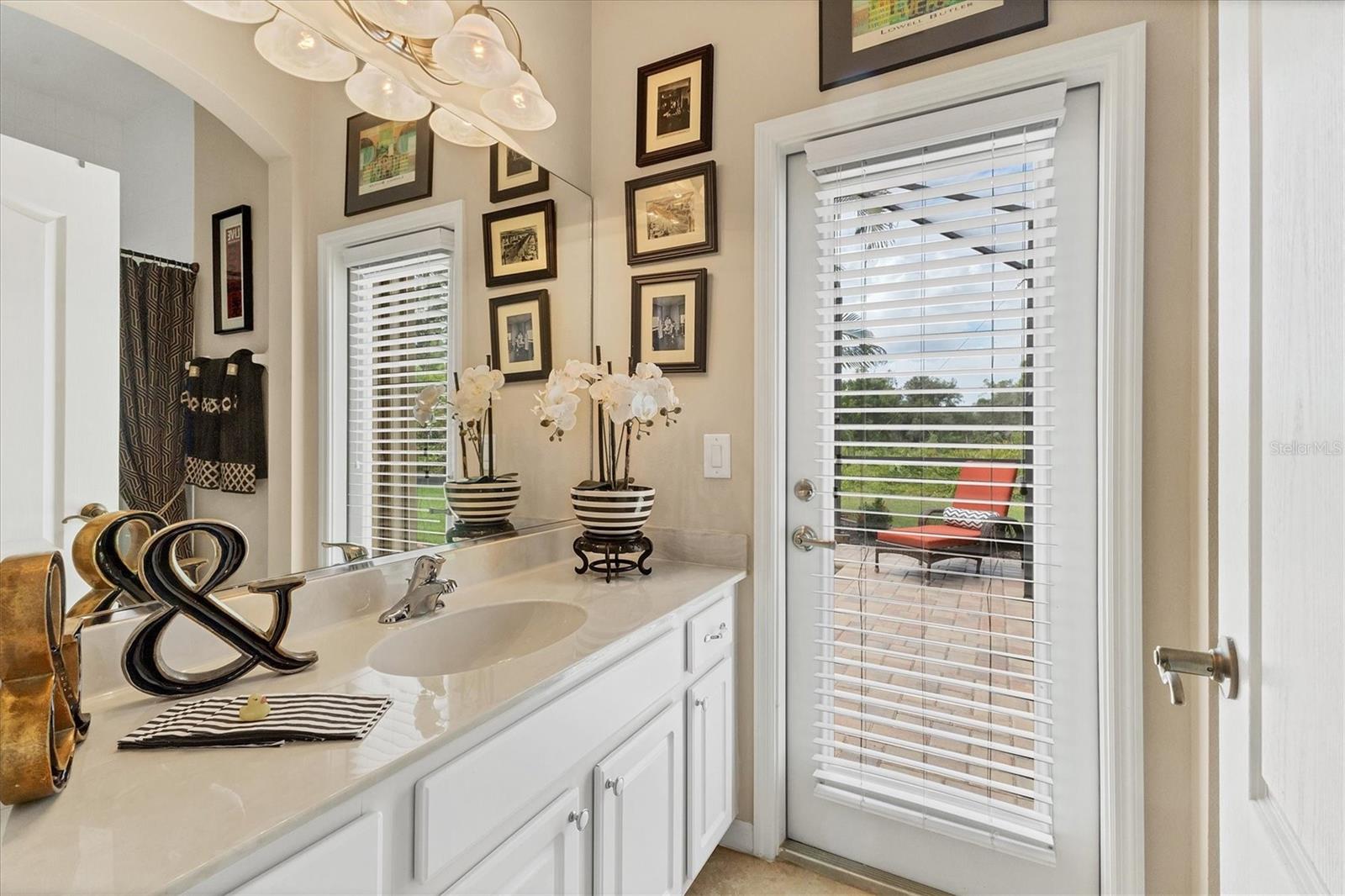 Image 36 of 86 For 5412 Royal Poinciana Way