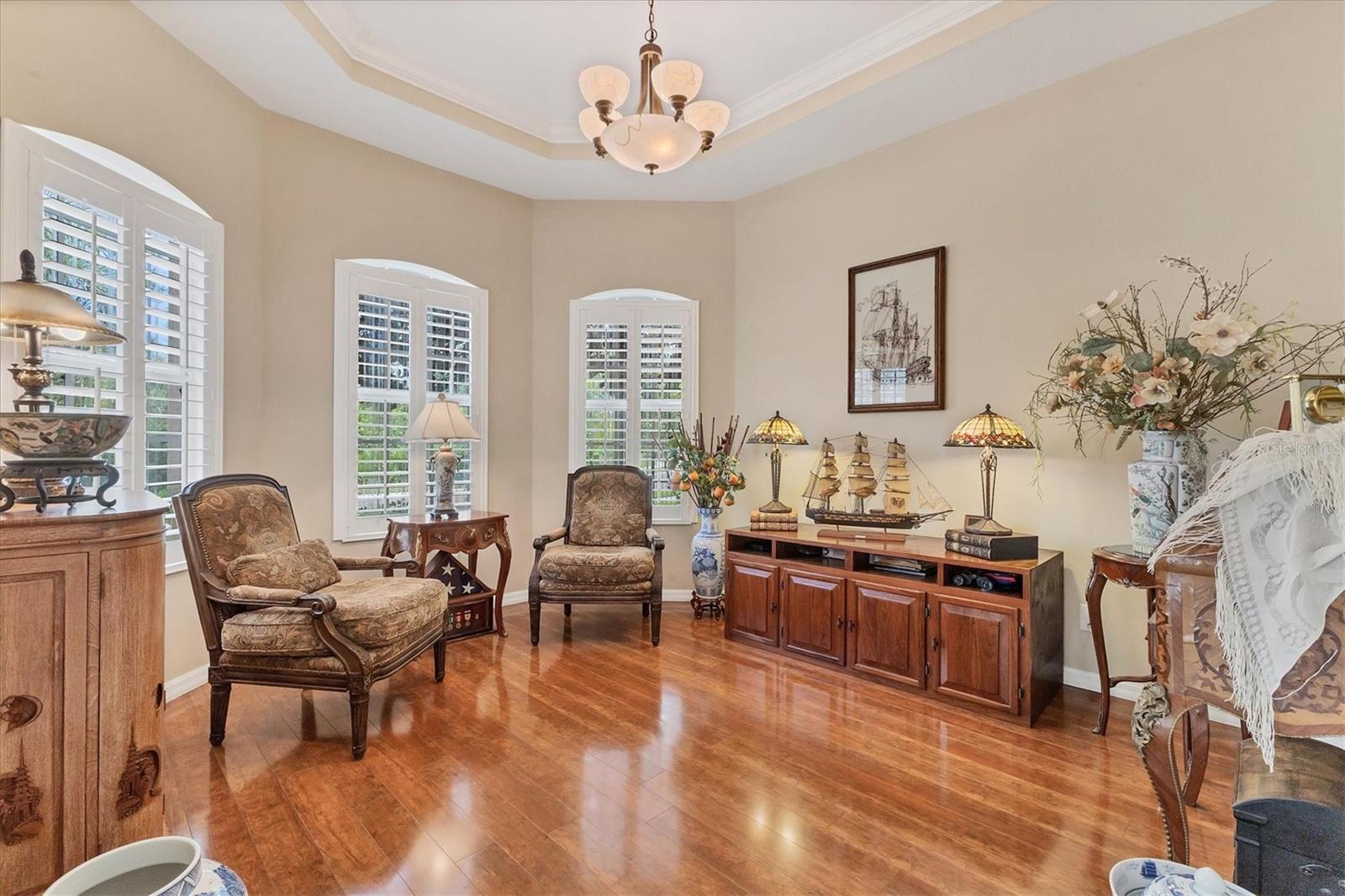 Image 39 of 86 For 5412 Royal Poinciana Way