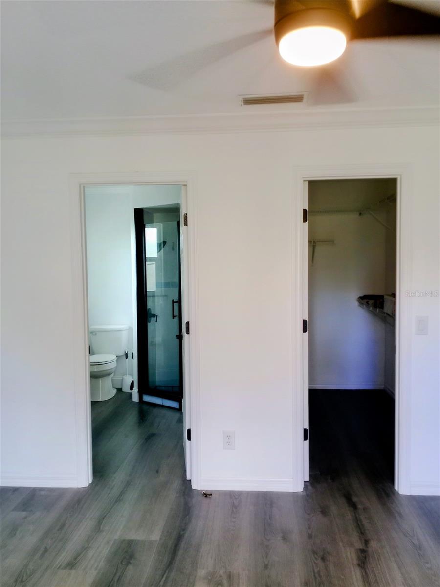 Image 11 of 27 For 1264 Jamaica Road