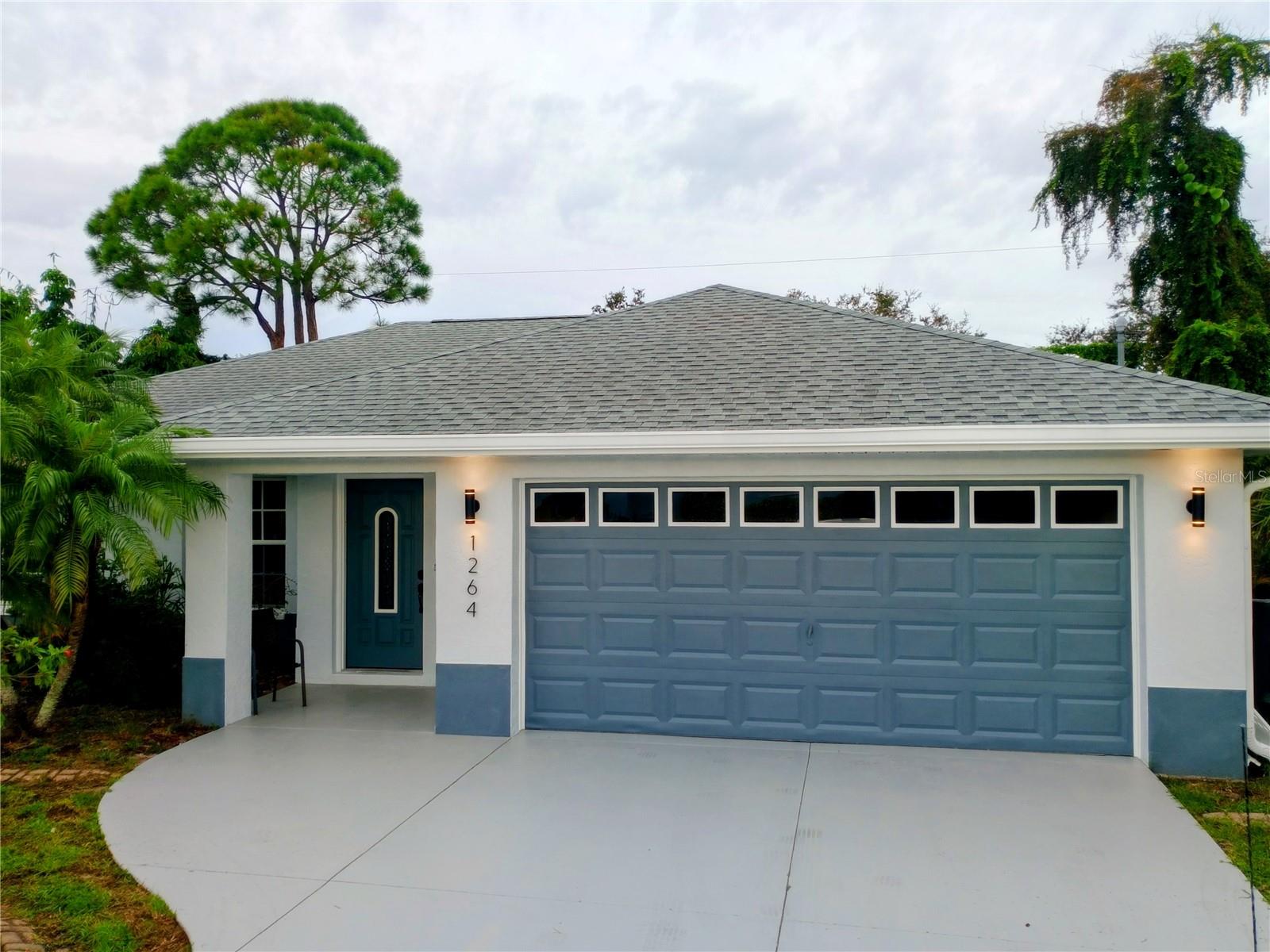 Image 2 of 27 For 1264 Jamaica Road