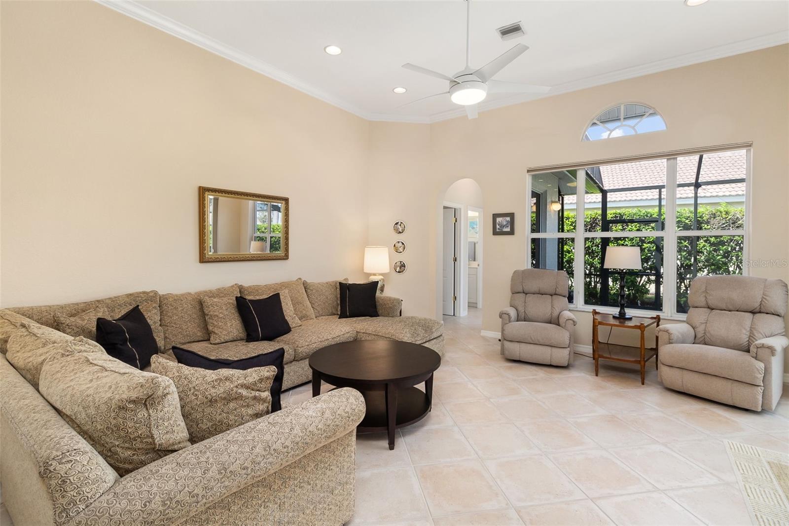 Image 15 of 72 For 4641 Gaeta Drive