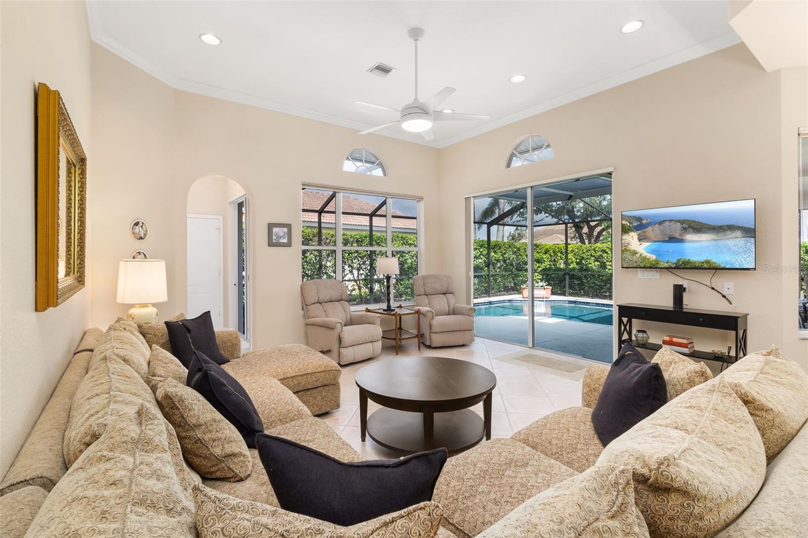 Image 16 of 72 For 4641 Gaeta Drive