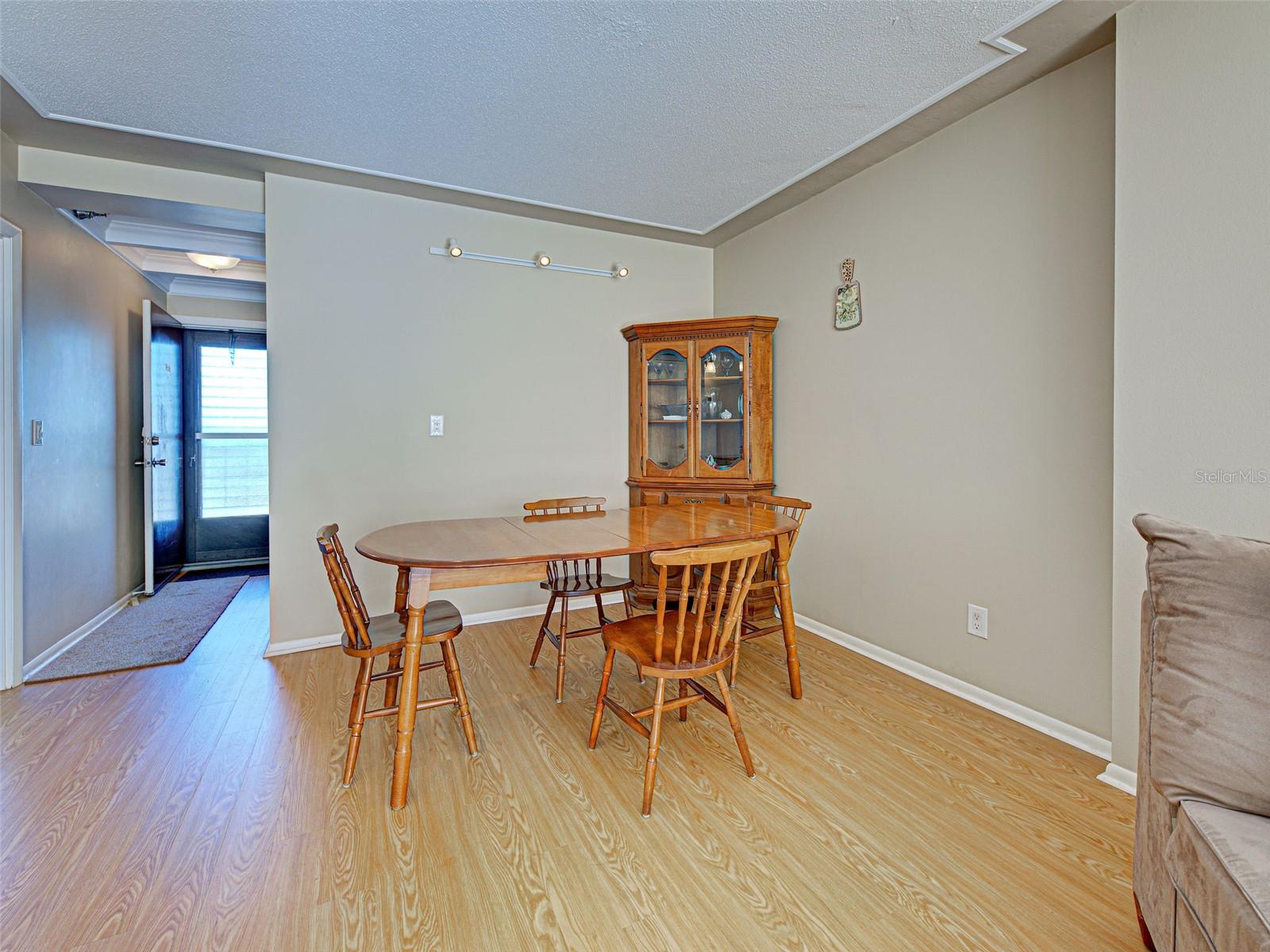 Image 13 of 35 For 244 Saint Augustine Avenue 503