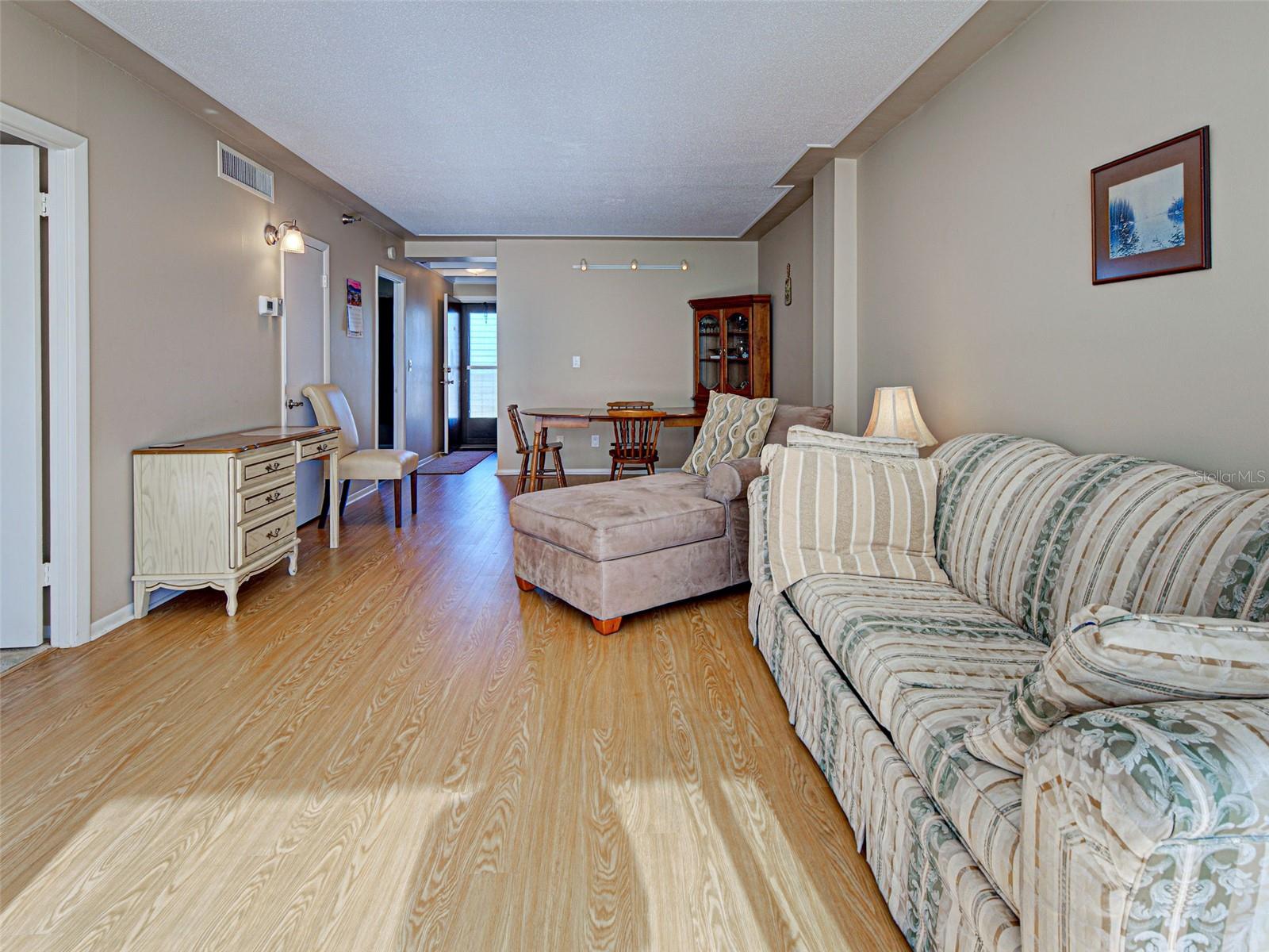 Image 15 of 35 For 244 Saint Augustine Avenue 503