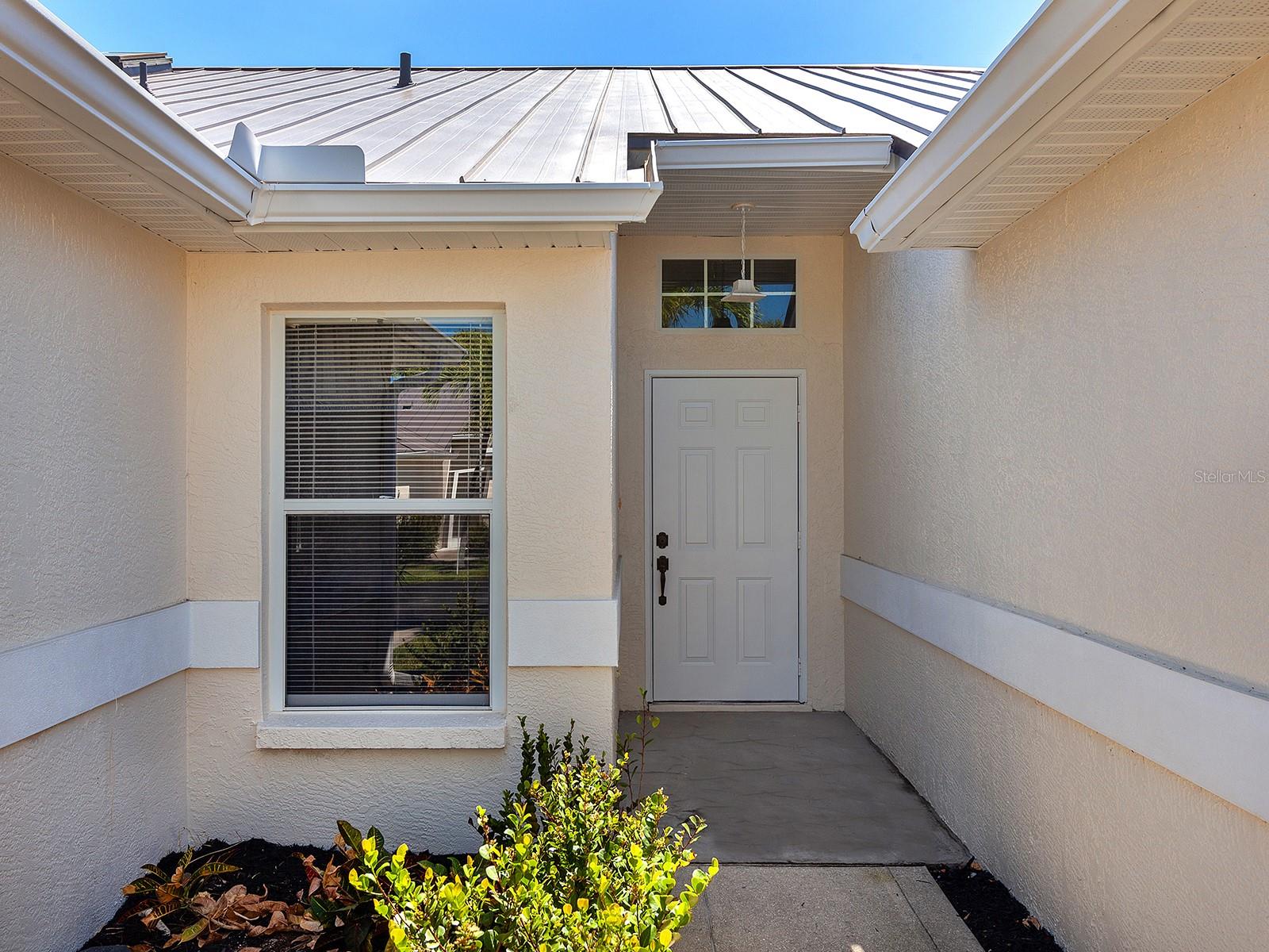 Image 7 of 40 For 502 Islamorada Boulevard 10