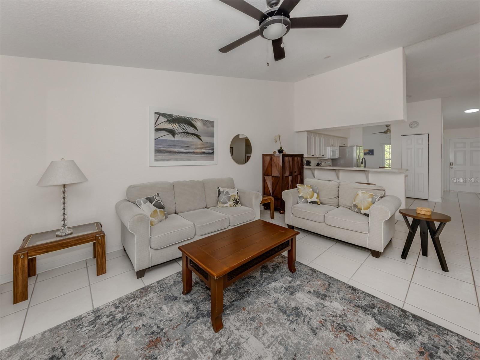 Image 6 of 32 For 209 Boundary Boulevard 212