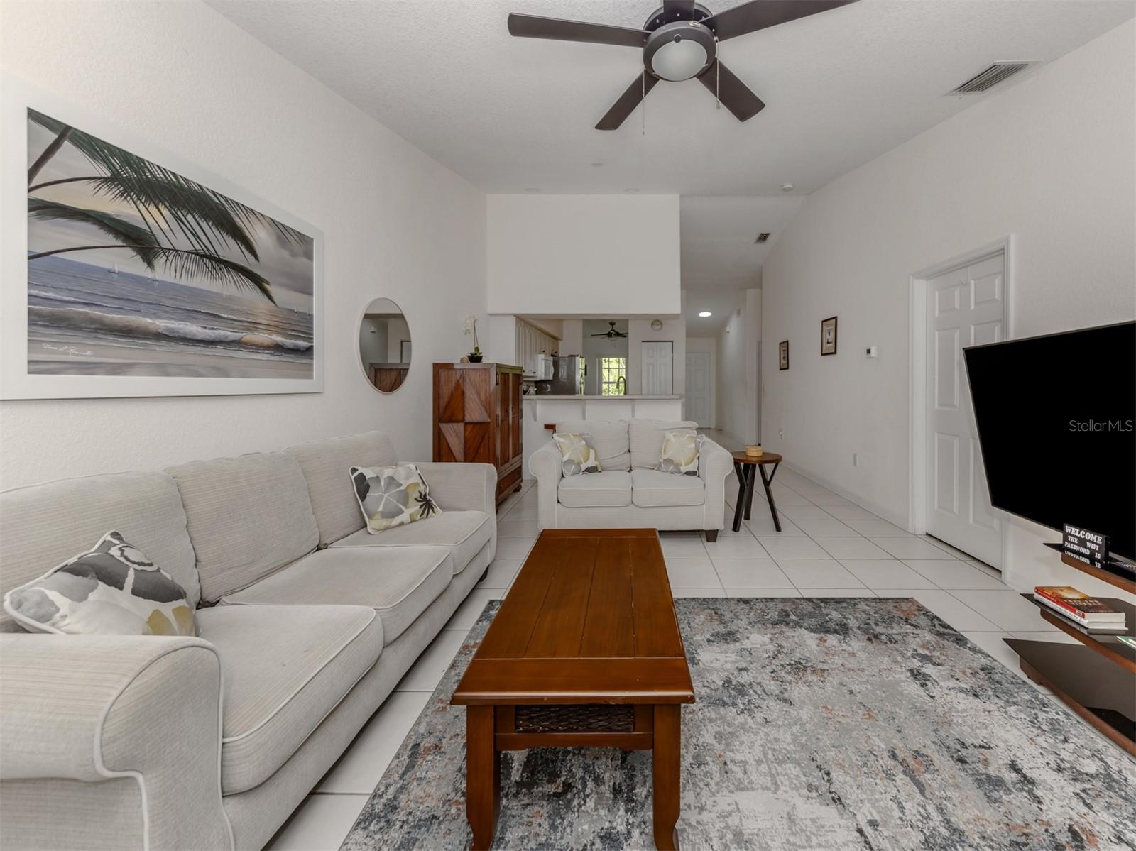 Image 7 of 32 For 209 Boundary Boulevard 212