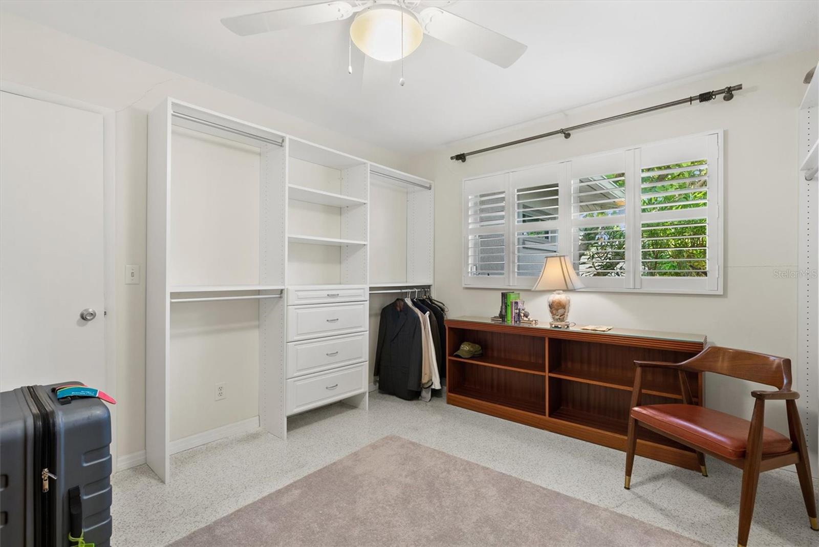 Image 26 of 53 For 405 Park Boulevard N