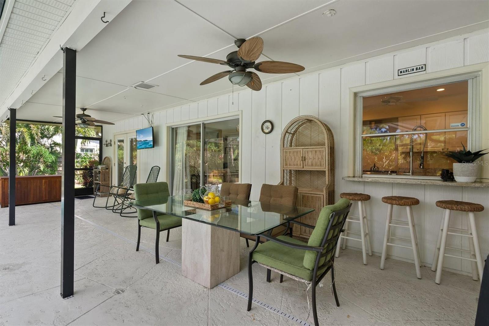 Image 30 of 53 For 405 Park Boulevard N
