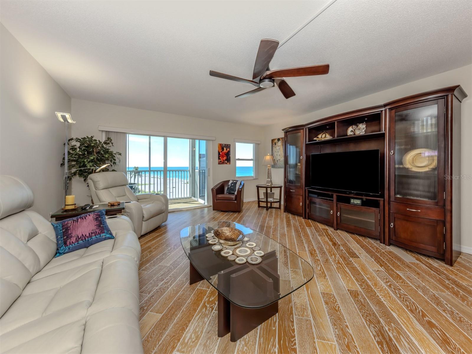 Image 10 of 69 For 1150 Tarpon Center Drive 608 (6-h)
