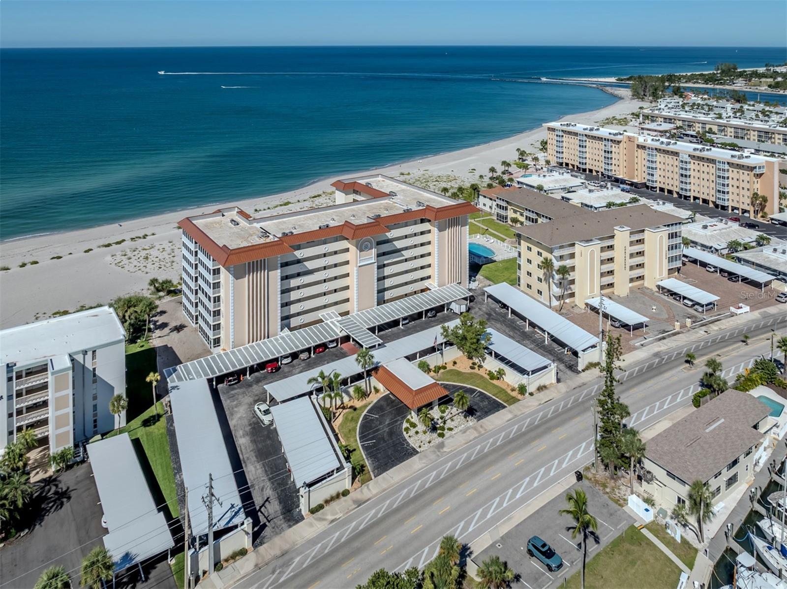 Image 30 of 69 For 1150 Tarpon Center Drive 608 (6-h)