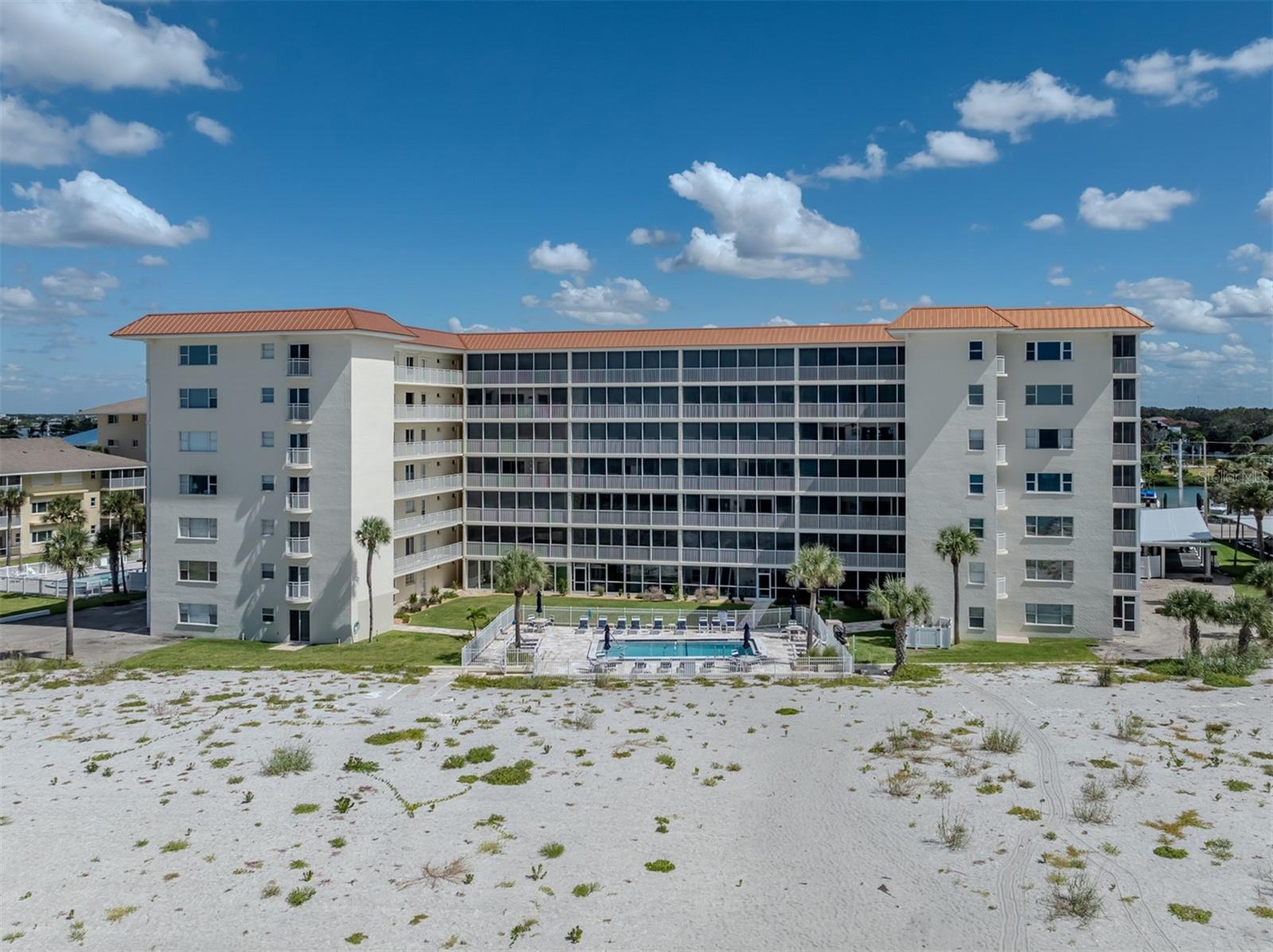 Image 36 of 69 For 1150 Tarpon Center Drive 608 (6-h)