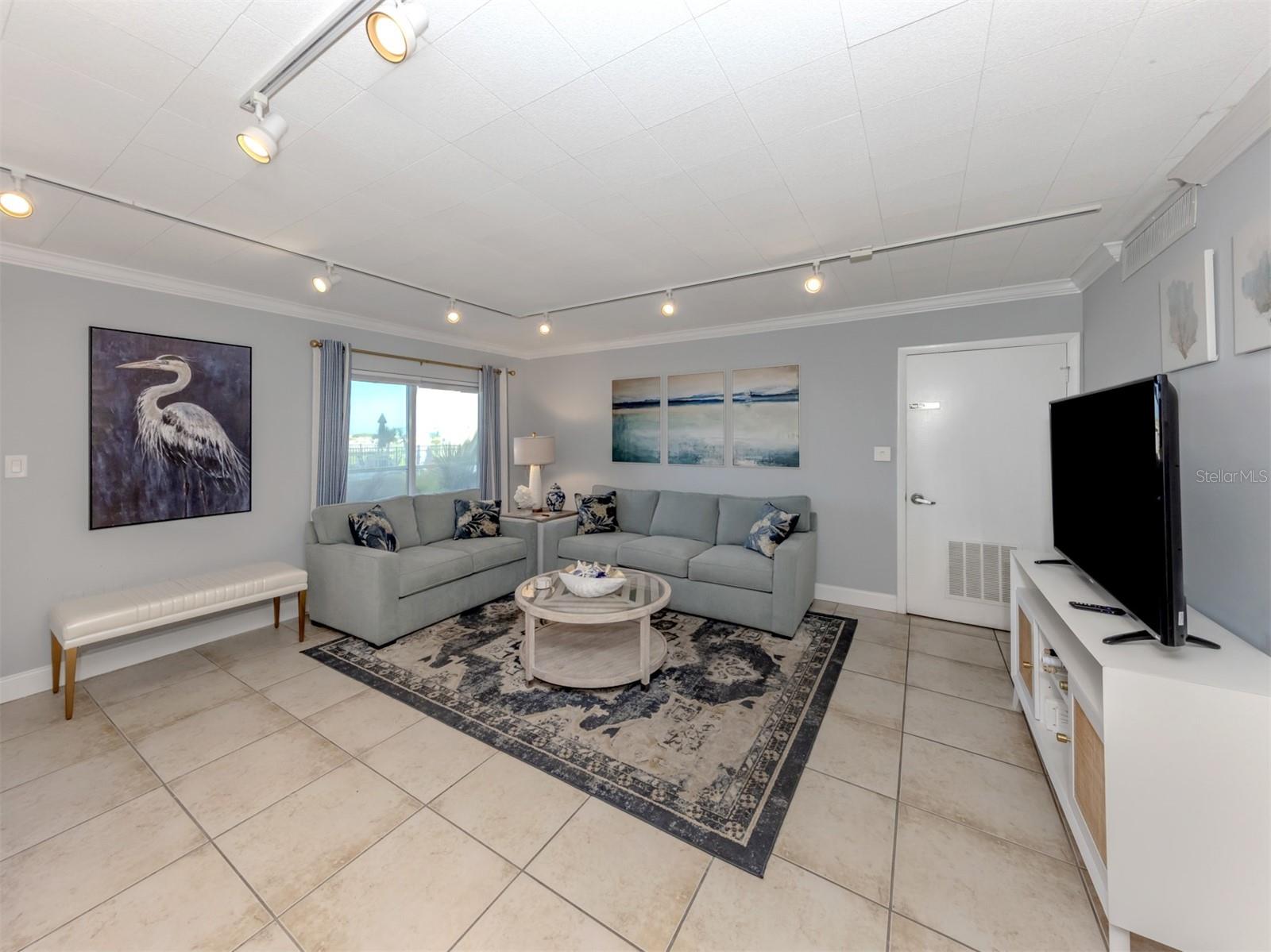 Image 41 of 69 For 1150 Tarpon Center Drive 608 (6-h)