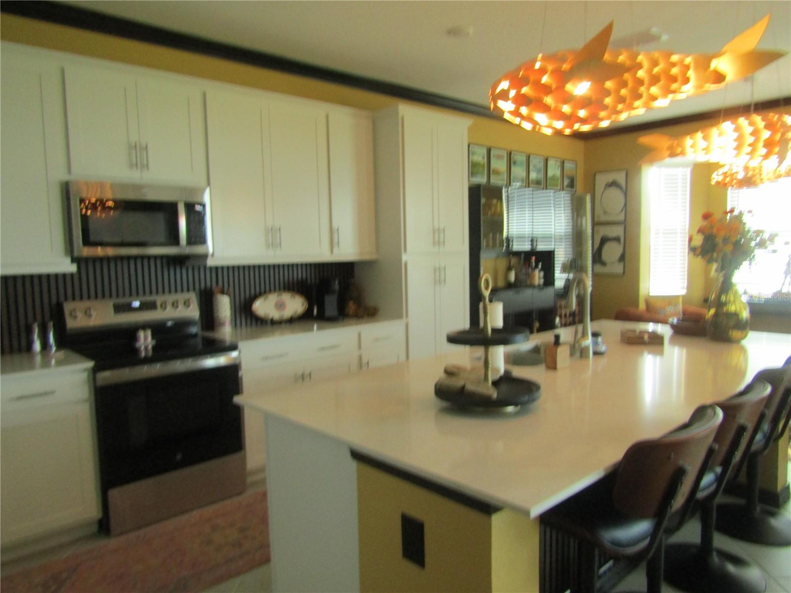 Image 6 of 18 For 17565 Opal Sand Drive 405